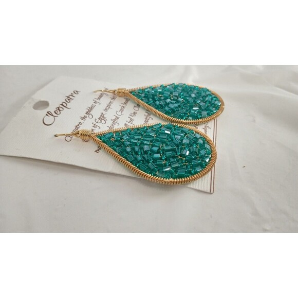 Handcrafted Cleopatra Emerald Green Czech Glass Goldtone Wire Earrings - Picture 6 of 10